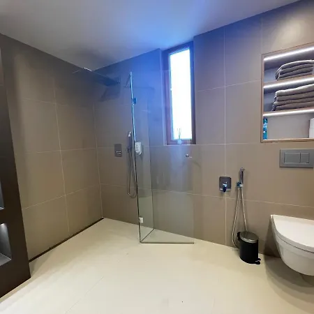 Villa Dum Nad Prehradou S Bazenem